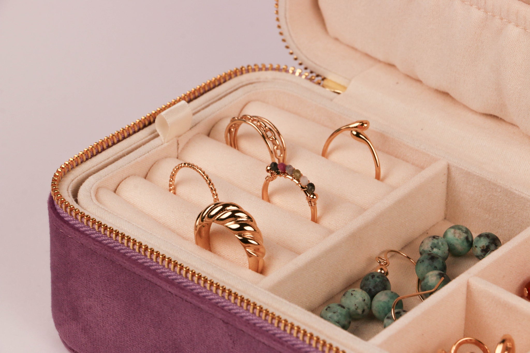 Bisou Bisou Paris Bijoux intemporels plaqués or